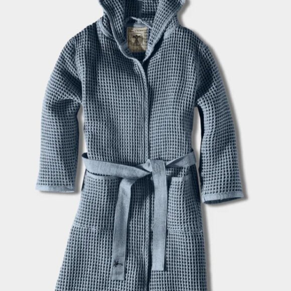 Casamera The Bathrobe - Picture 1 of 5
